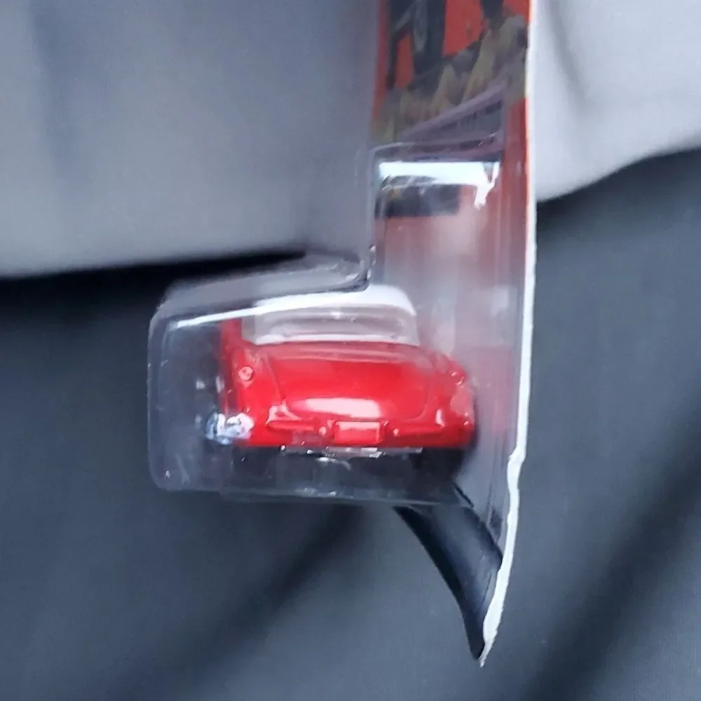 Matchbox 1957 Corvette Hardtop Car 36485  NIP